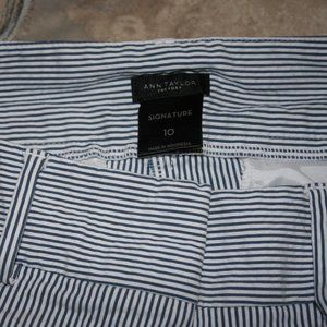 Ann Taylor Crop Pant